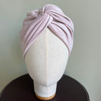 Turban en velours rose nude