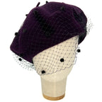 Béret aubergine violet foncé avec voile