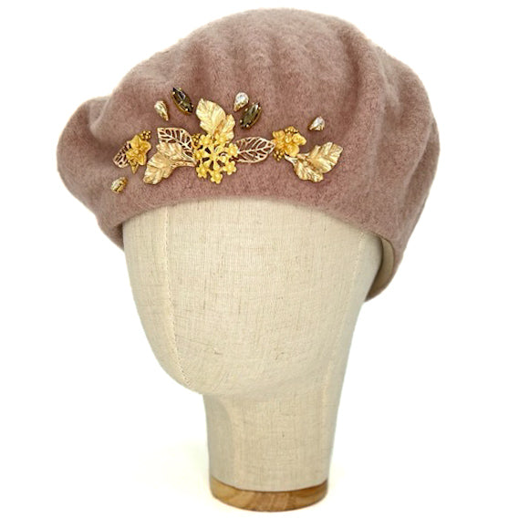 Basco Tortora Con Elementi Floreali