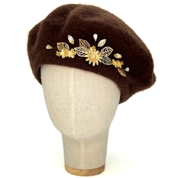 Basco Marrone Cioccolato Con Elementi Floreali