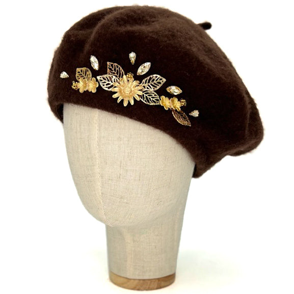 Basco Marrone Cioccolato Con Elementi Floreali