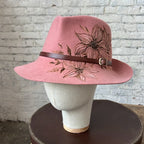 Cappello Fleurs Brûlées a Falda Stretta Rosa
