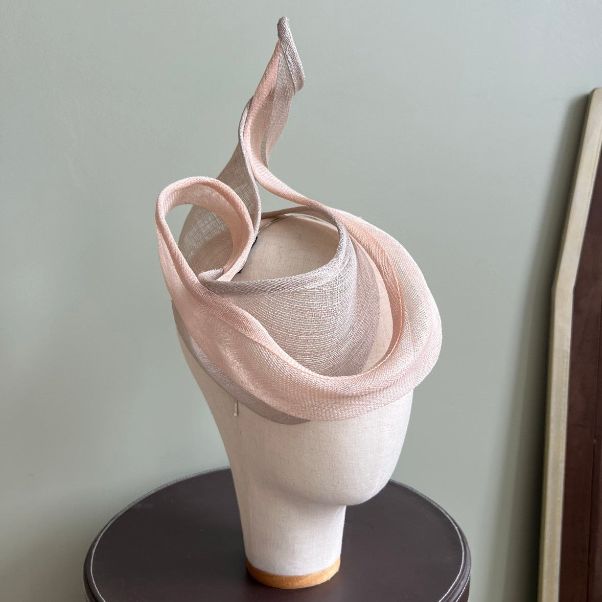 Soffio - Fascinator Monsone