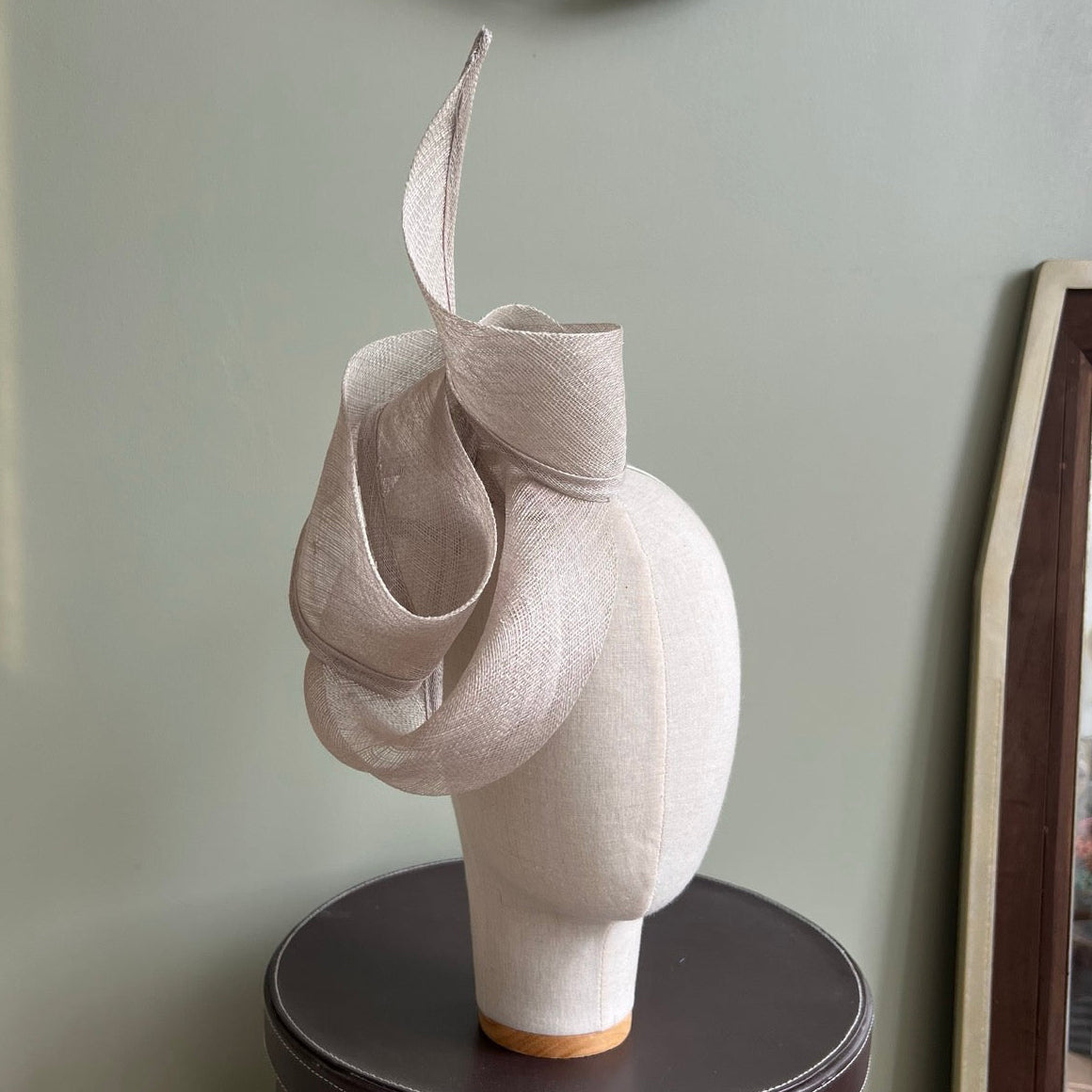 Soffio - Fascinator Brisa