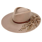 Cappello Fleurs Brûlées a Falda Larga Beige