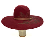 Cappello Fleurs Brûlées a Falda Larga Bordeaux