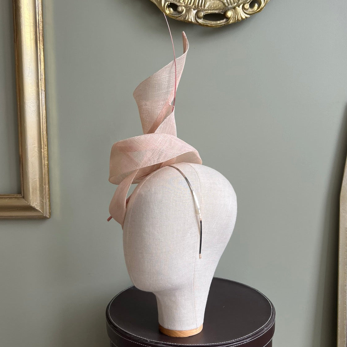 Soffio - Fascinator Ponente