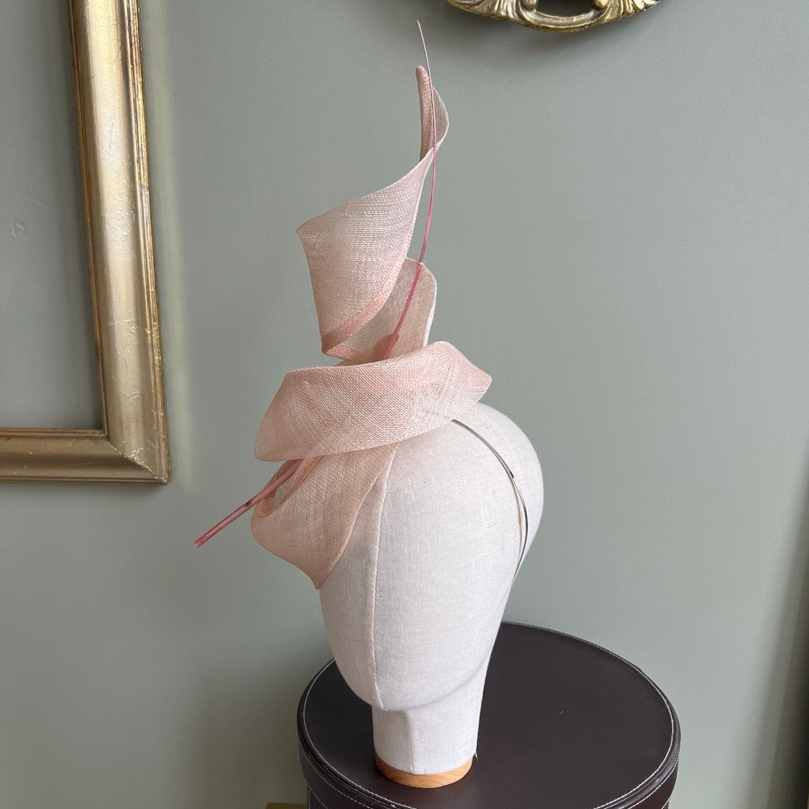Soffio - Fascinator Ponente