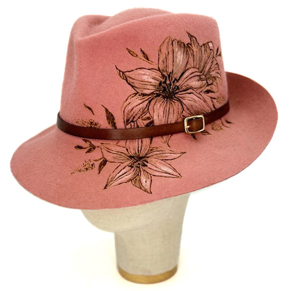 Cappello Fleurs Brûlées a Falda Stretta Rosa