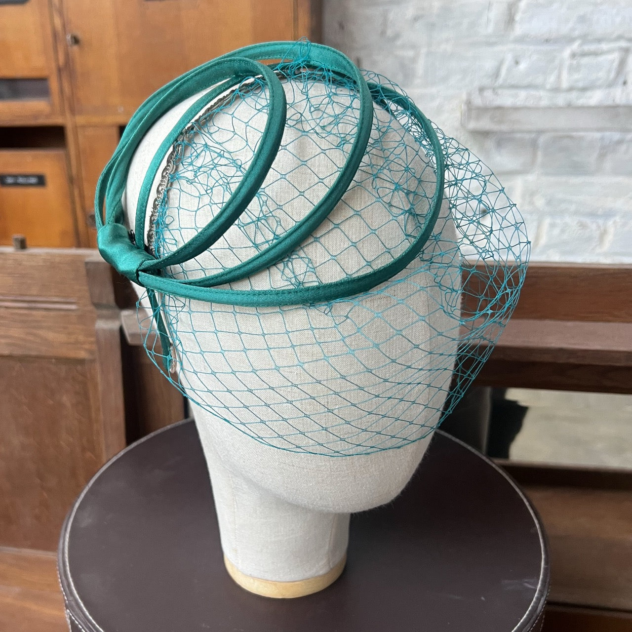 Cerchietto Ana in Raso Verde Smeraldo