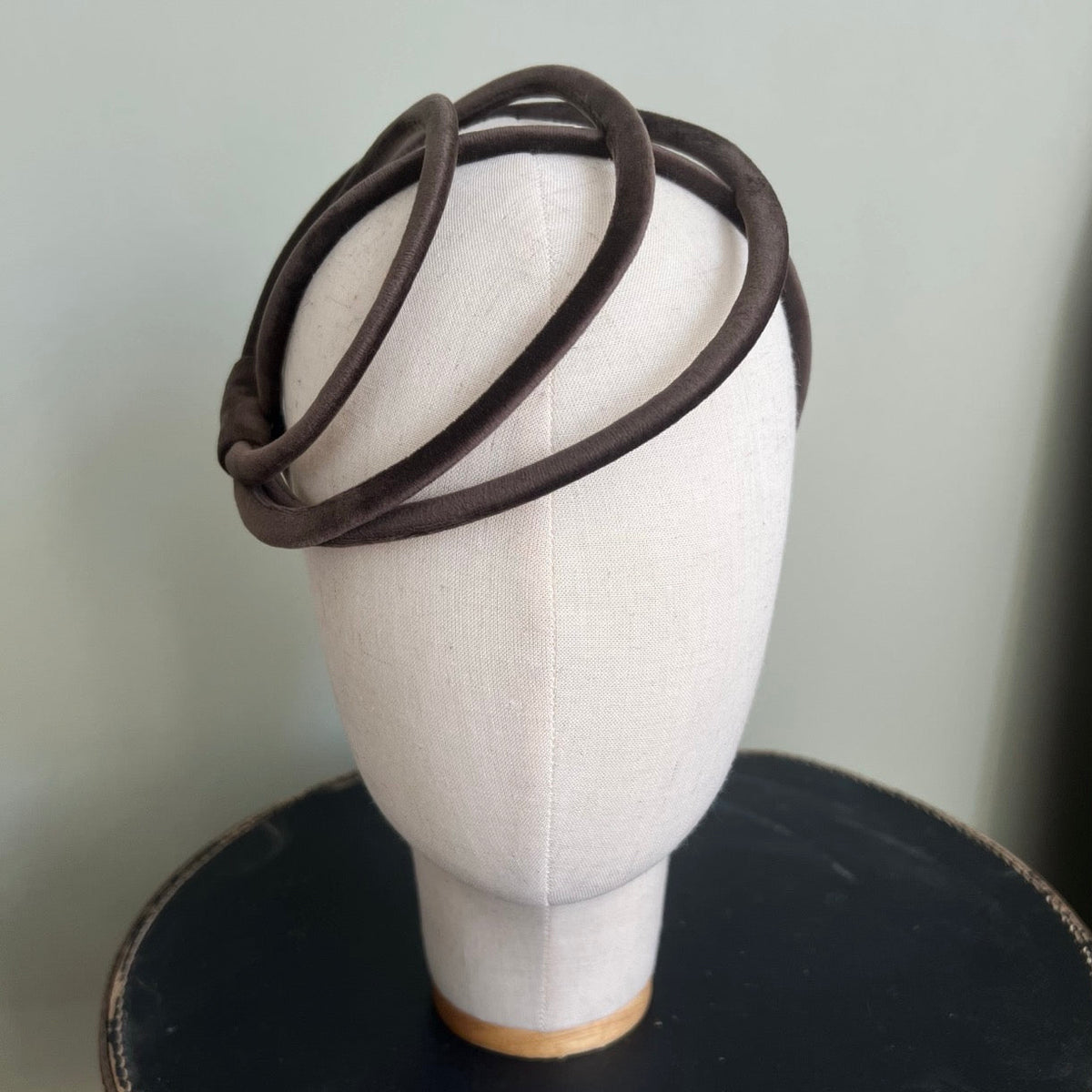 Ana Coffee Velvet Headband