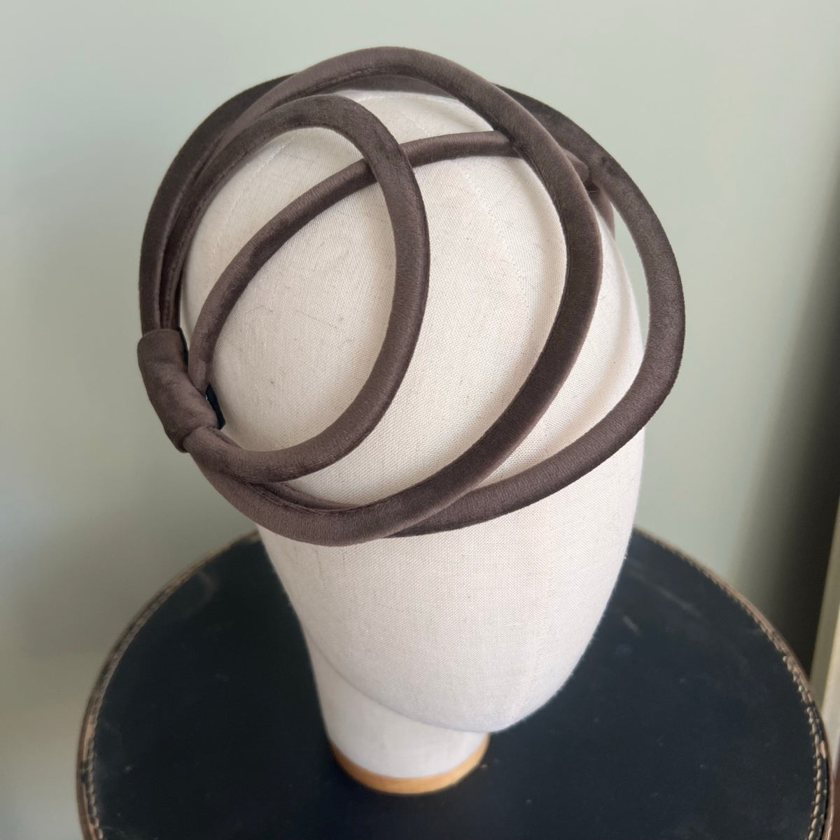 Ana Coffee Velvet Headband