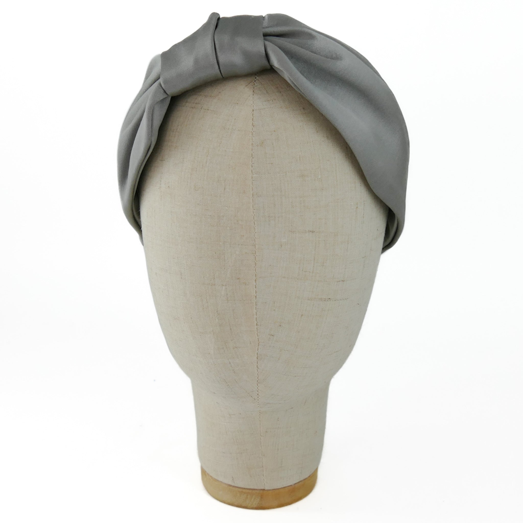 Serre-tête Vivien en satin gris clair