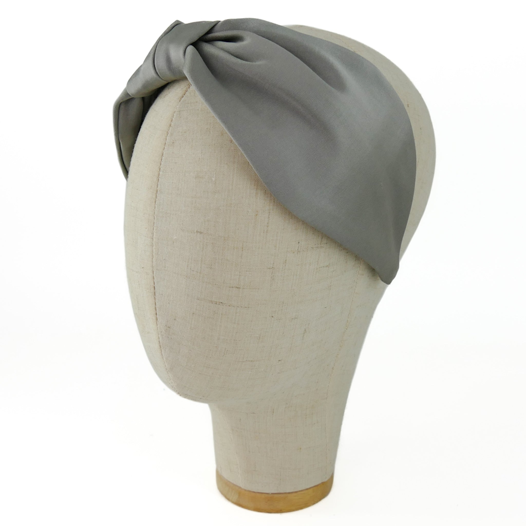Serre-tête Vivien en satin gris clair