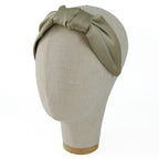 Serre-tête Vivien en satin gris tourterelle argenté