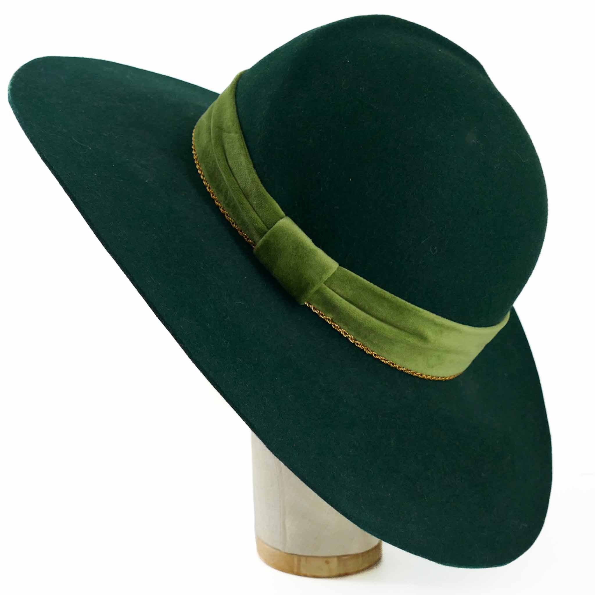 Cappello in Lapin a Falda Larga Verde