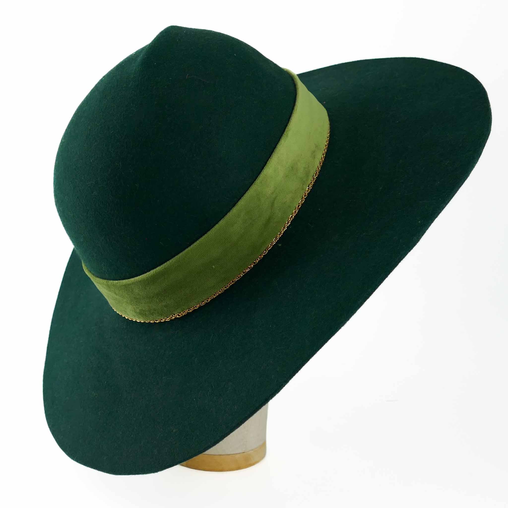 Cappello in Lapin a Falda Larga Verde