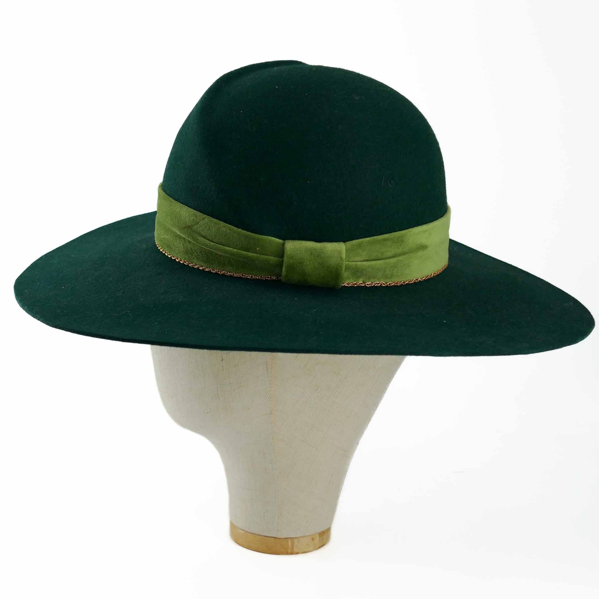 Cappello in Lapin a Falda Larga Verde