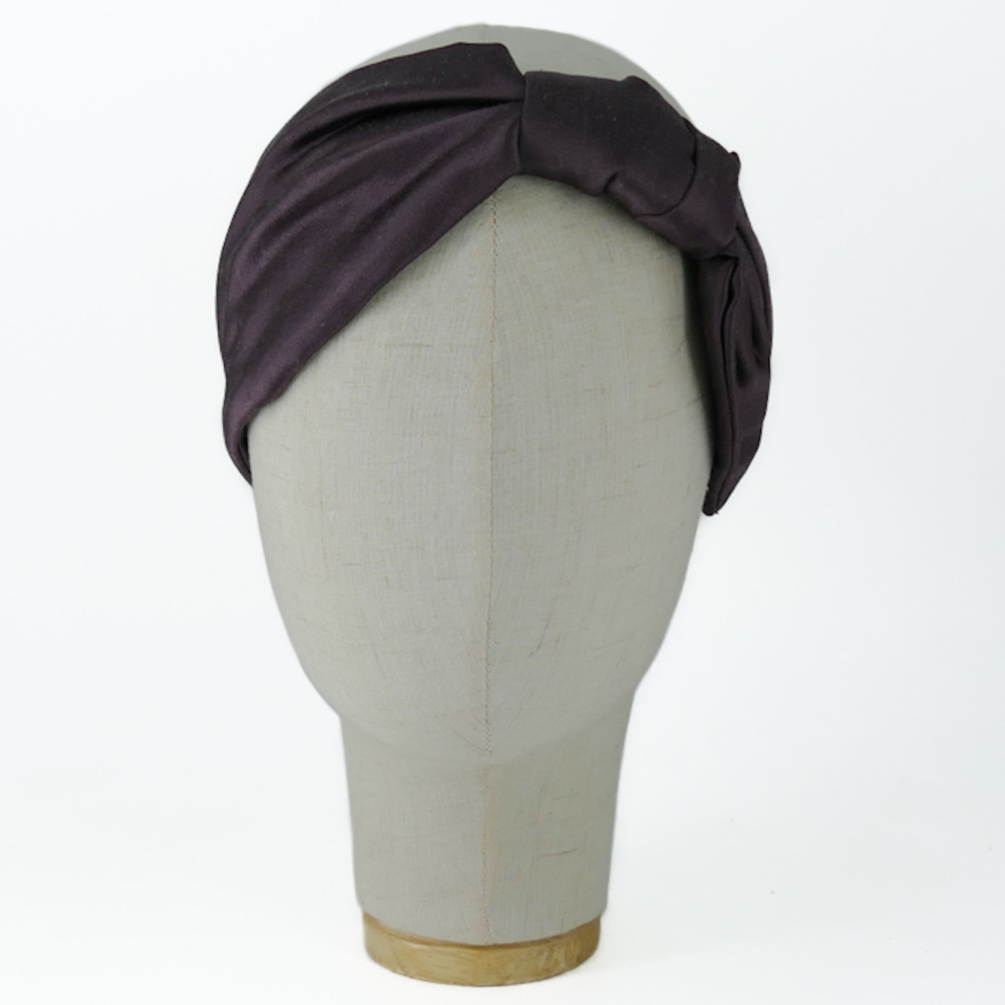 Serre-tête Vivien en satin violet raisin